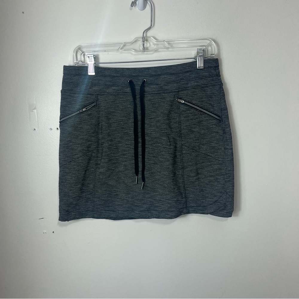 Athleta Women's Metro Skirt Skort Space Dye Grey size small 1734